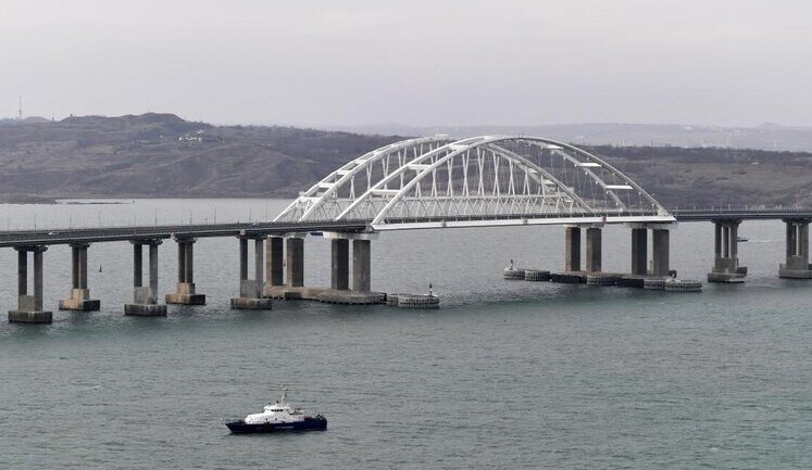 Кримський міст уже не має значення з військової точки зору, росіяни його майже не використовують для перевезення вантажів для армії, - Плетенчук