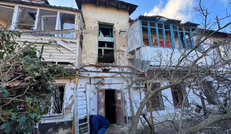Оккупанты в течение дня атаковали Херсонщину из беспилотников: ранения получили 9 человек