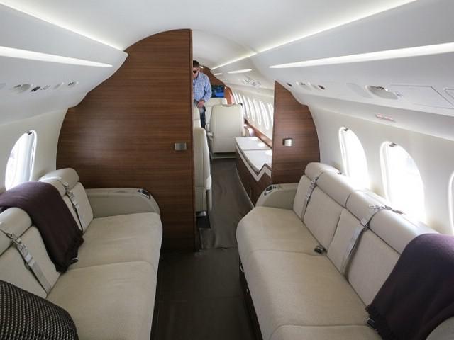 ахметов самолет