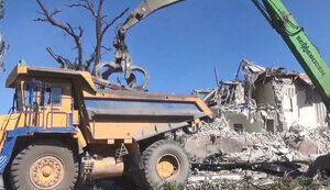 Rashists accelerated demolition of destroyed houses in occupied Mariupol, - Andriushchenko. VIDEO