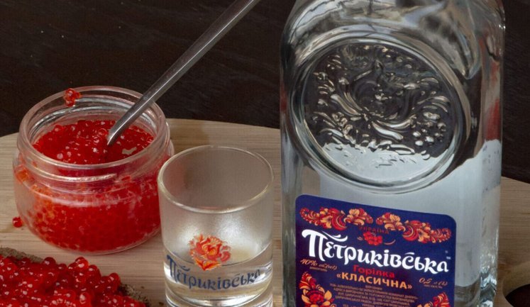 Виробника горілки "Петриківська" визнали банкрутом, – рішення суду