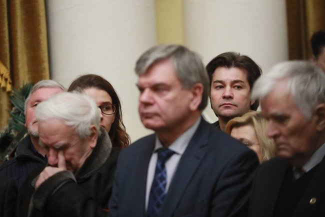 Сьогодні в Києві попрощалися з Мирославом Поповичем 11