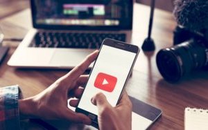 Google назвал 10 самых популярных среди украинцев YouTube-роликов: Дворец Путина, Что было дальше?, вДудь. ВИДЕО