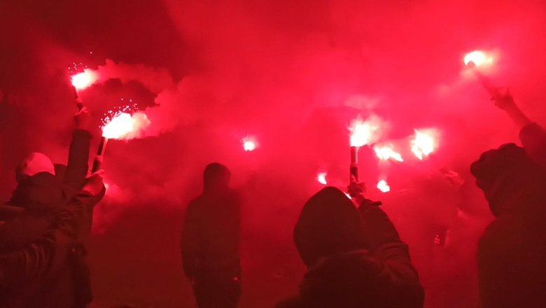 Біля телеканалу НАШ в Києві відбулась акція Вимкніть зброю Росії з вимогою санкцій проти Мураєва 27