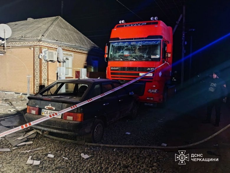 Обстріл Черкащини 7 березня: ДСНС евакуювала людей зі зруйнованого будинку