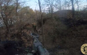 Storming enemy trenches in Pokrovsk direction