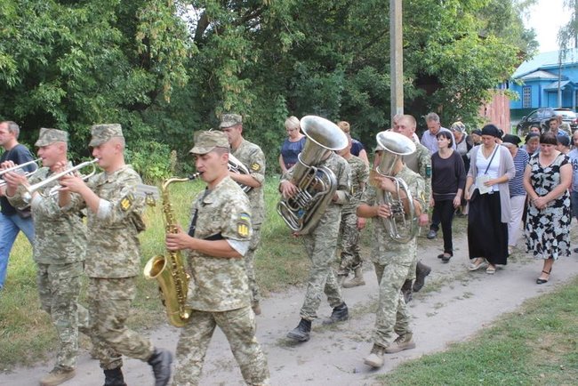 Last tribute paid to 36th Brigade Maksym Avdienko killed in Donbas Sept. 5 02