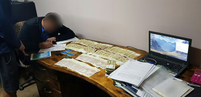 На Волині ліквідовано схему ухилення від податків під час заготівлі та експорту ягід і грибів, вилучено товарів на 5 млн грн 05