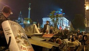 На Майдане драка (обновлено)