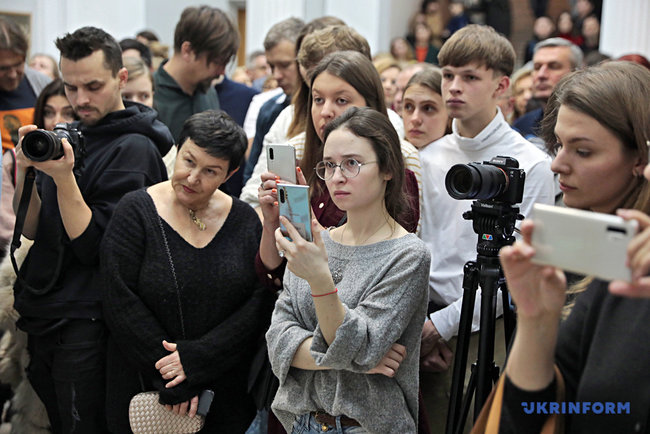 Художественный музей получил от меценатов 222 графические работы Кричевского 08