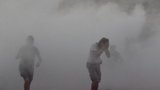 Побоище на Троещине - на митинг против застройки пустили слезоточивый газ, затем напали люди с арматурой в руках