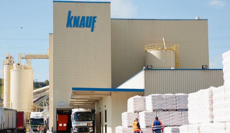 Німецький виробник будматеріалів Knauf не зміг продати бізнес у Росії. Раніше його хотіли купити друзі Путіна