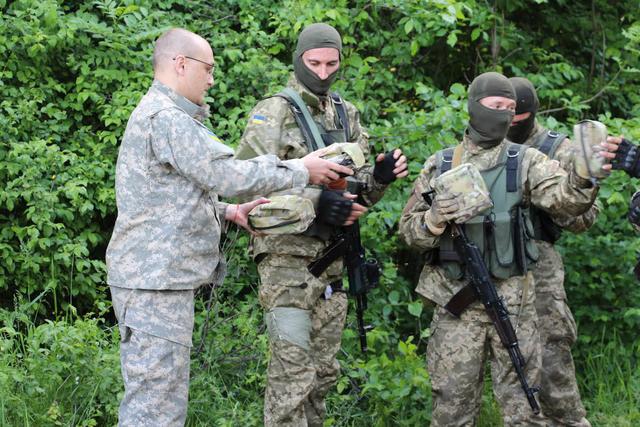 волонтеры