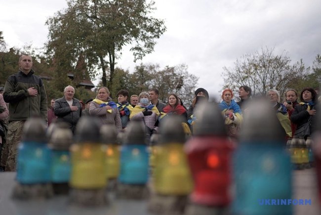 Марш на честь захисників України відбувся у Львові 03