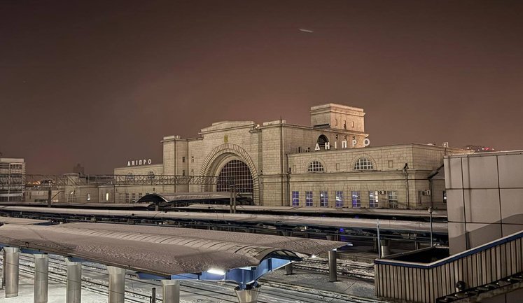 Економія електроенергії: На залізничних вокзалах у п’яти містах України приглушать освітлення