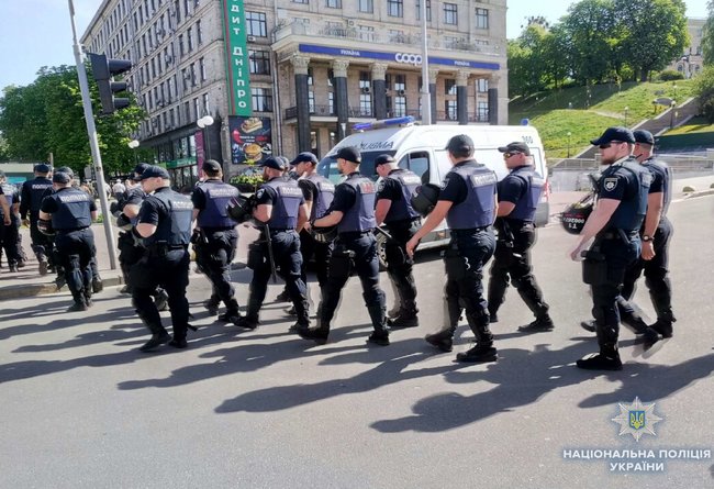 Марш до Дня праці відбувся у центрі Києва 08
