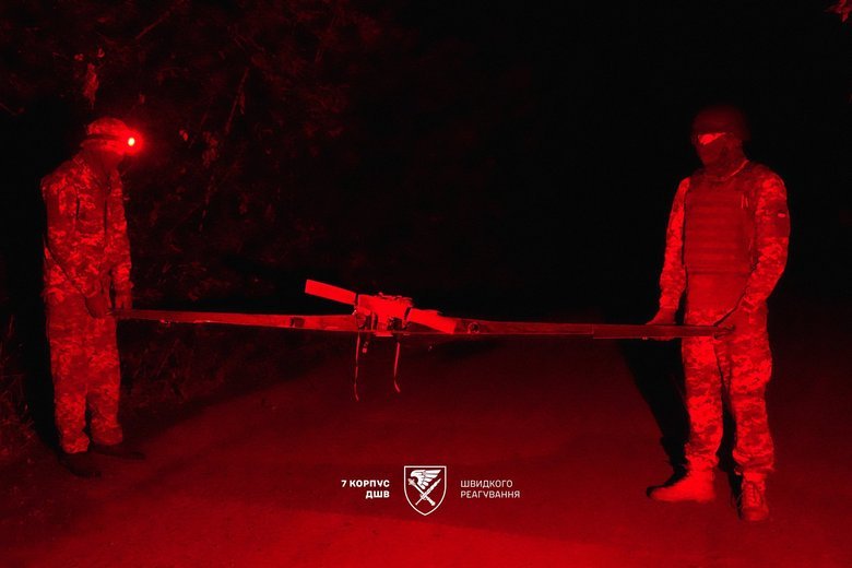 Як воїни 7 корпусу ДШВ готують дрони до ударів по рашистах