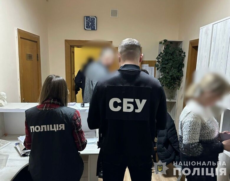 На Львівщині посадовець збив поліцейського під час втечі