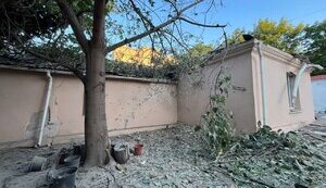 Occupiers hit civilian car with drone near Osokorivka in Kherson region: pregnant woman and man were injured