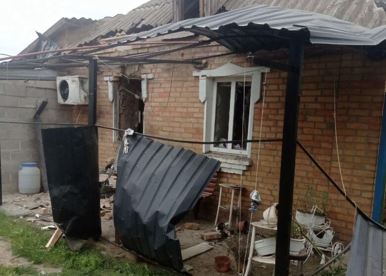 Наслідки обстрілів Нікопольщини 14 червня