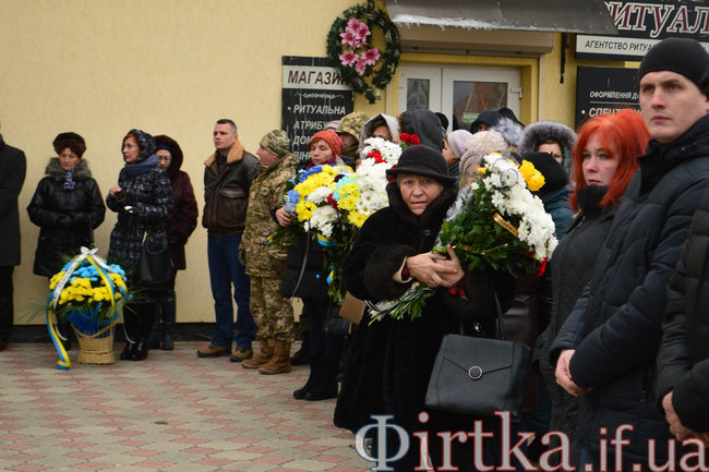 З начальником розвідки 8-го окремого гірсько-штурмового батальйону 10-ї ОГШБр майором Кузнєцовим попрощалися в Івано-Франківську 19
