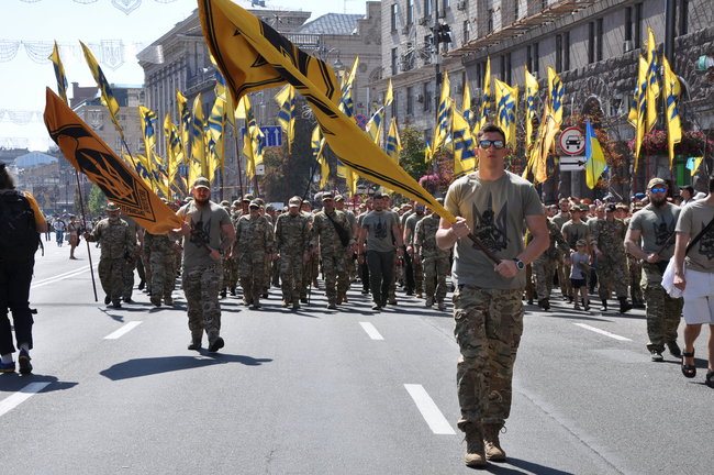 Марш захисників України в Києві завершився 19