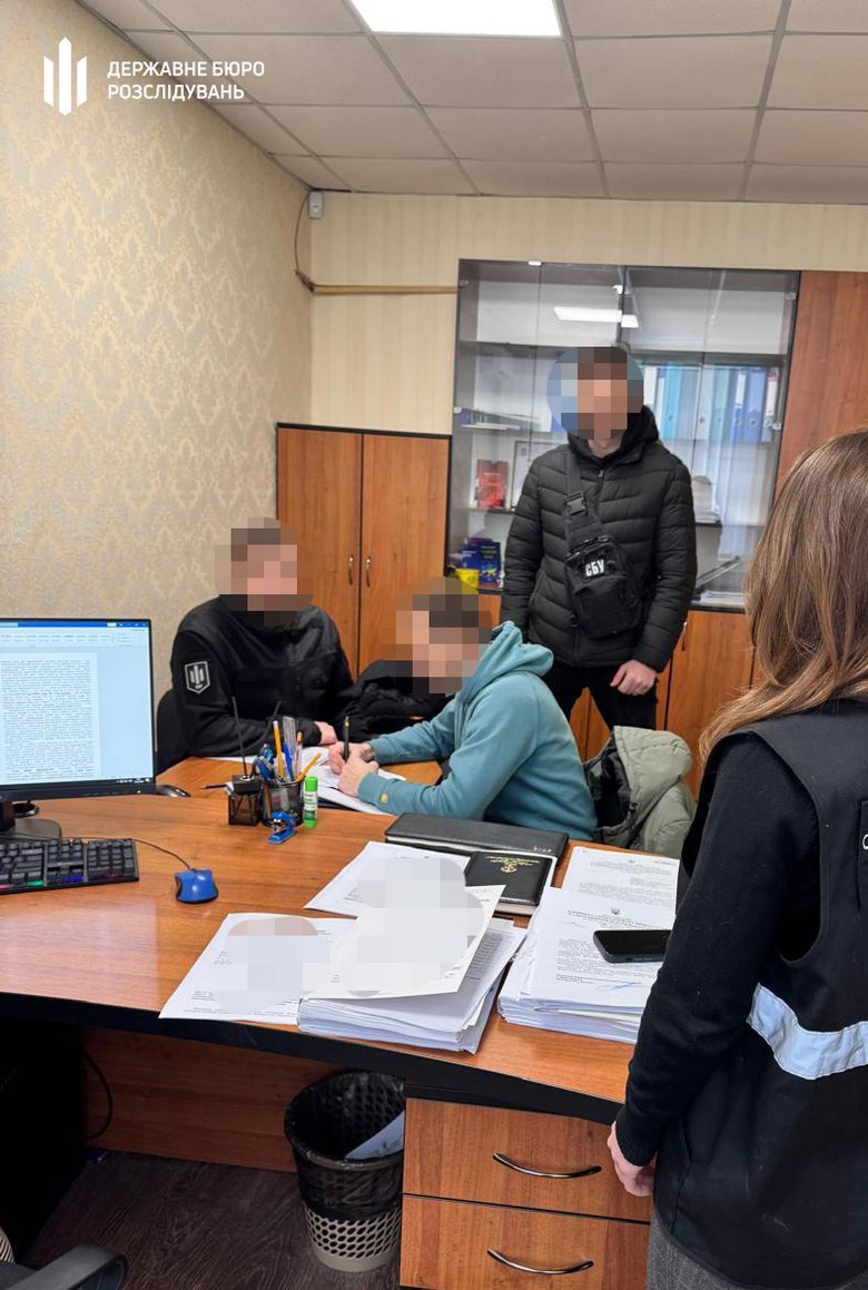 вкрав обладнання для ППО