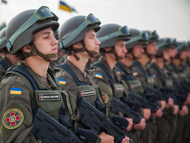 Перший командувач Нацгвардією України Олександр Чаповський: За 27 років жоден начальник Генштабу не впорався зі своїм завданням 02