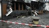 Облили бензином и подожгли ресторан и две машины в центре Одессы. ФОТО