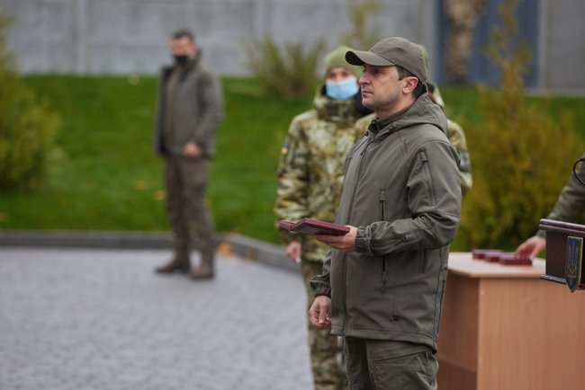 Зеленский посетил отделение пограничной службы Рассыпное на Луганщине 21