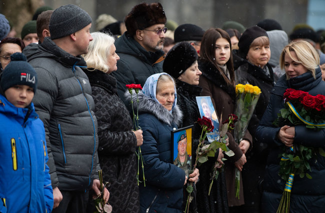 Зеленский почтил память погибших киборгов, - ОП 01