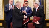 Украина и Канада договорились о сотрудничестве в авиакосмической сфере