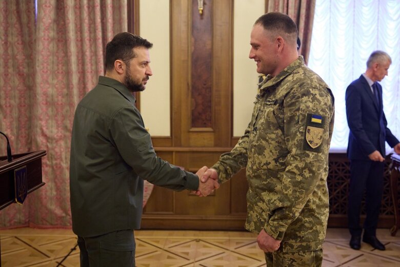 Зеленський вручив нагороди воїнам тероборони 02