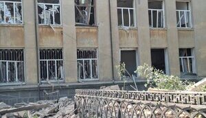 Війська РФ балістичною ракетою зруйнували ліцей у Білгороді-Дністровському. Під завалами люди. Треба тиснути на Росію, - Зеленський. ВIДЕО