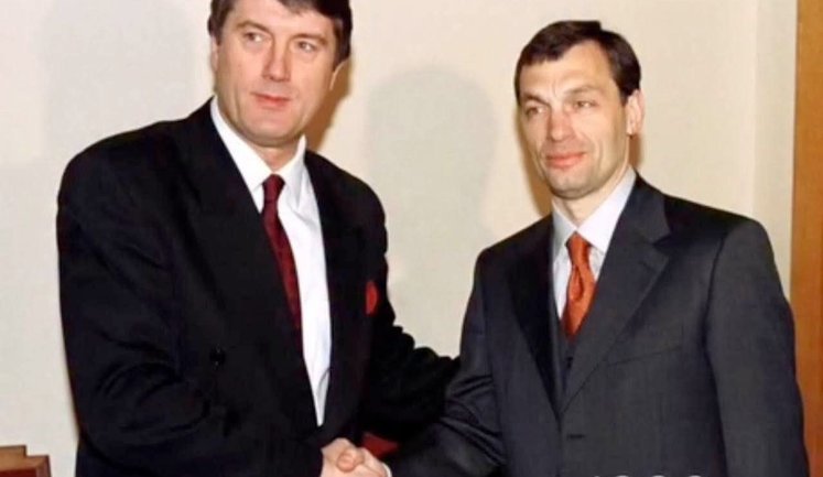 Ющенко обратился к Орбану в открытом письме: "Виктор, я помню тебя другим"