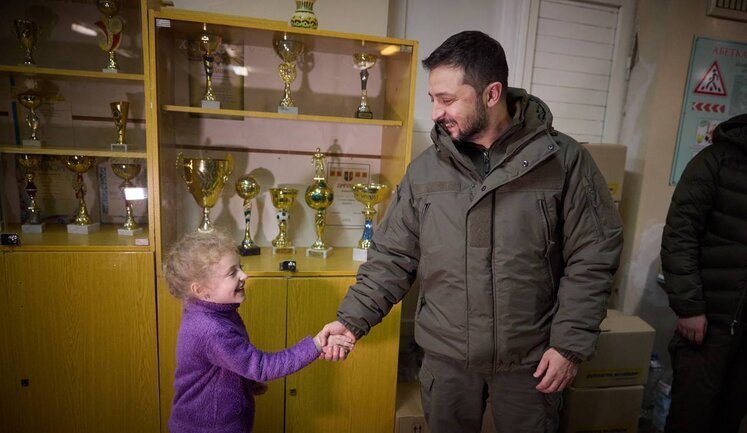 Zelensky visited Vyshhorod damaged by Russian missile shelling. VIDEO&PHOTOS