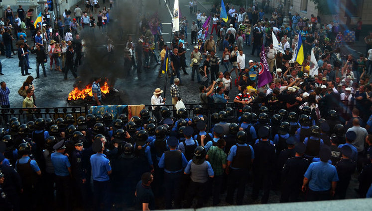 Four policemen injured during collision near Verkhovna Rada – Interior Ministry