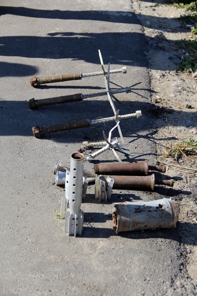 31 mines found near destroyed bridge in Stanytsia Luhanska 02