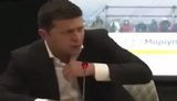 "Все нормально. Нормально. Це - звук", - Зеленського налякав гучний гул під час відкриття льодової арени в Маріуполі. ВIДЕО