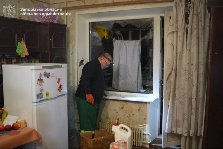 Обстрел Запорожья: ранен младенец, поврежден дом