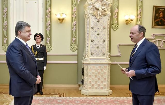 порошенко посол