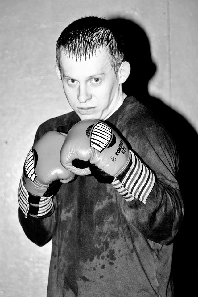 У Руслана Юрченко, убитого на остановке в Киеве, осталась жена и двое малолетних детей 01