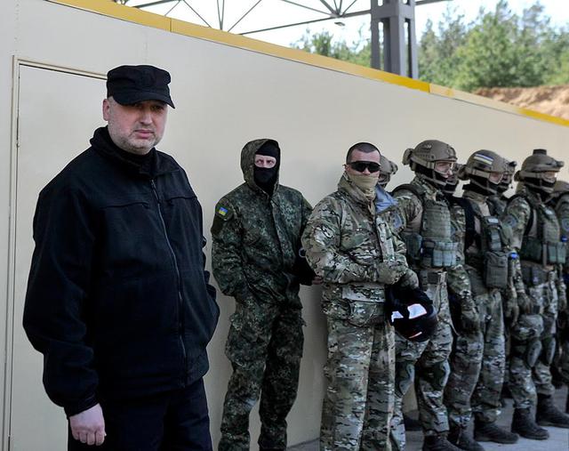 Відкрито шут-хаус для відпрацювання спецпризначенцями прийомів зі звільнення приміщень від озброєних злочинців 03