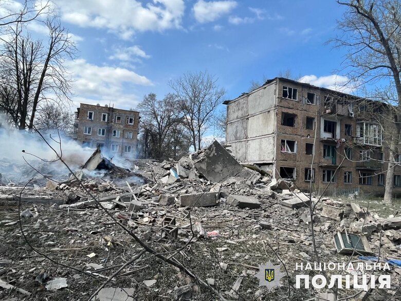 Consequences of enemy shelling of Donetsk region: Occupiers shelled Avdiivka from aviation and Hrad 11