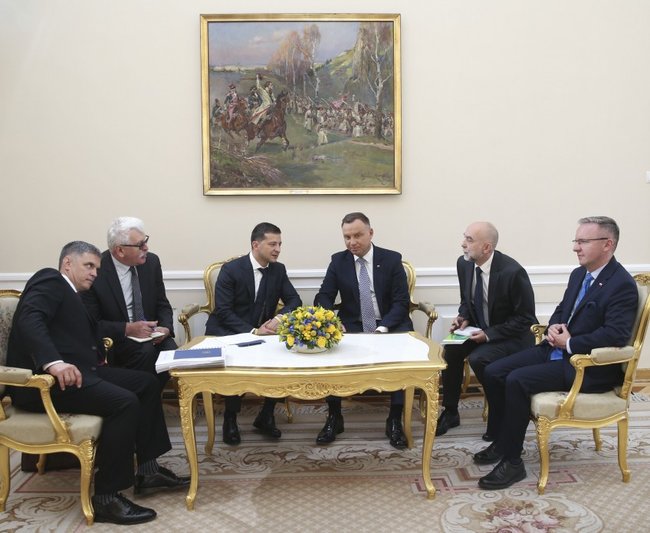 Зеленський у Варшаві зустрічається з Президентом Польщі Дудою 01