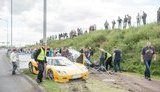 На гонках в Польше водитель на спорткаре на полной скорости влетел в толпу зрителей: пострадали 17 взрослых и двое детей. ВИДЕО