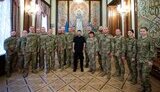 Зеленский наградил военных