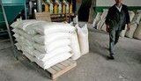 Азаров: Мука есть везде и по стабильной цене