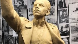 На центральной площади международного аэропорта "Киев" установят памятник Сикорскому. ФОТОрепортаж