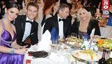 Депутат от ПР Лукьянов поучаствовал в топлесс-"маски-шоу" в Голубом зале. ФОТОрепортаж